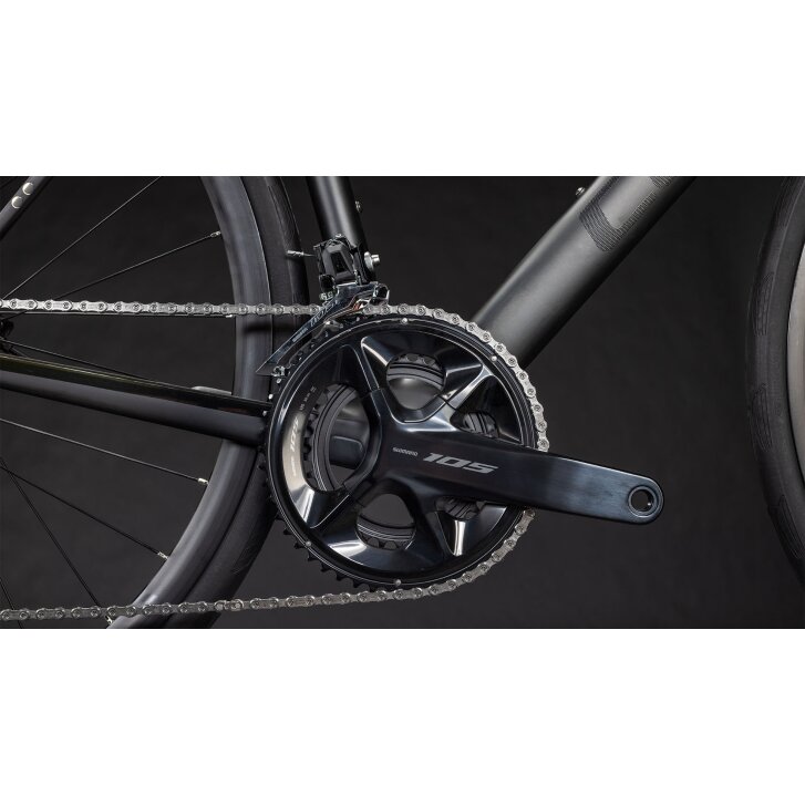 Cube Attain C:62 Race blackline